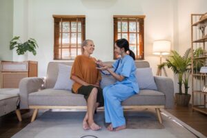 Oakland, CA – How In-Home Caregivers Help Families Balance Work and Care