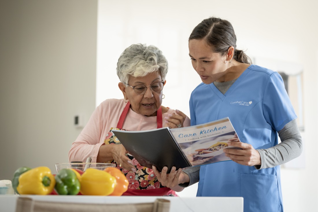 Personal Care - East Bay - Castro Valley, CA | ComForCare - 24_001_01_03_054