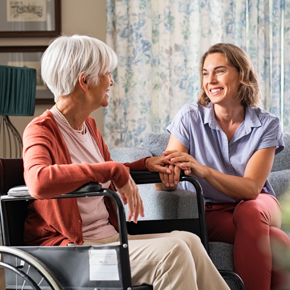 Geo Services : Companion Care Services Template - Reynoldsburg, OH | ComForCare - CFC8