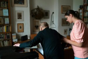Keeping Seniors Safe at Home: Fall Prevention Tips for Families in Park Ridge, IL